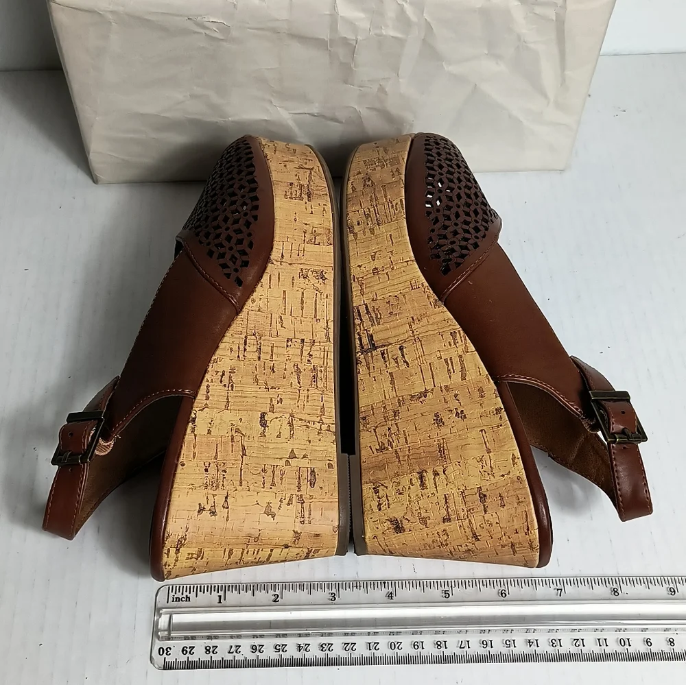 Madeline Doting 7.5M Brown Wedges Platform Cork  Slingback Sandal
